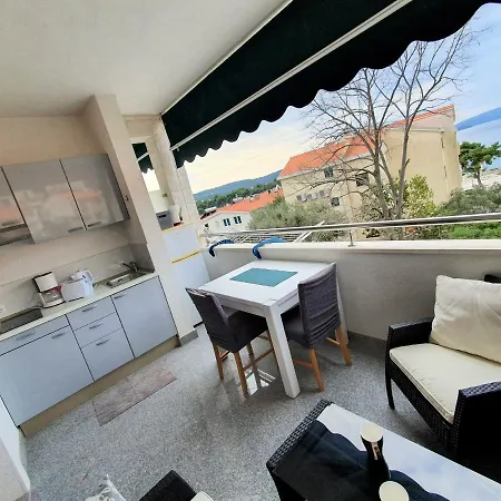Villa Mira Trogir *