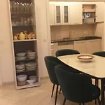 Mira *