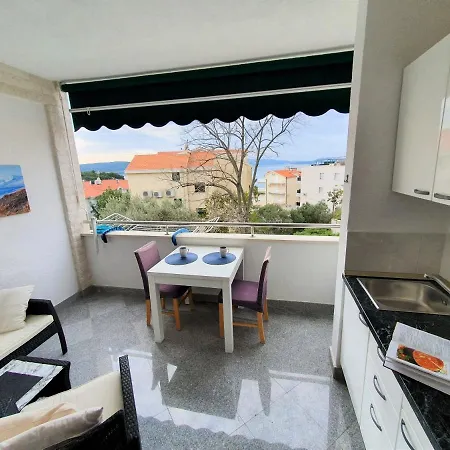 Mira Apartament *